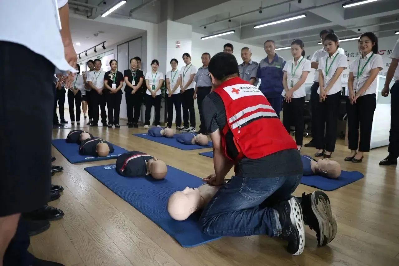 救在身边·暖心物管 | 红十字“物业救护员”培训走进艾明物业